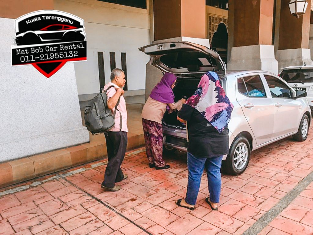 Pelanggan Sewa Kereta Perodua Axia Harga Murah di Kuala Terengganu